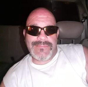 Meet your Posher, Troy